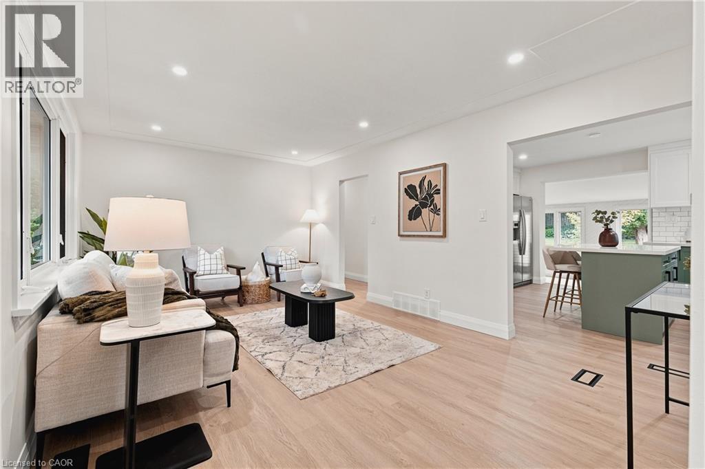 104 KENSINGTON Street — photo 3