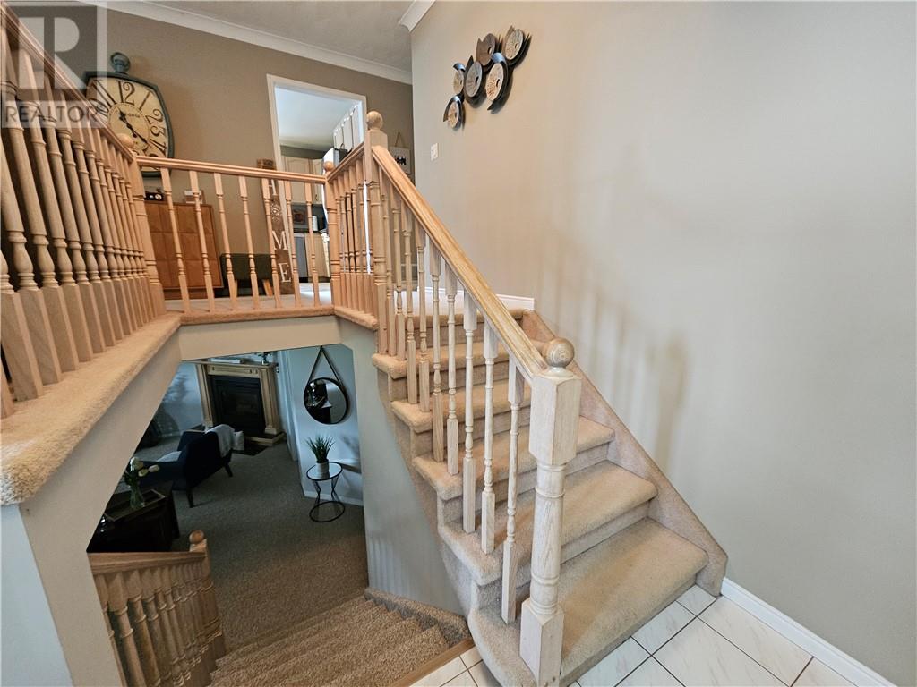 94 Renee Crescent - 34