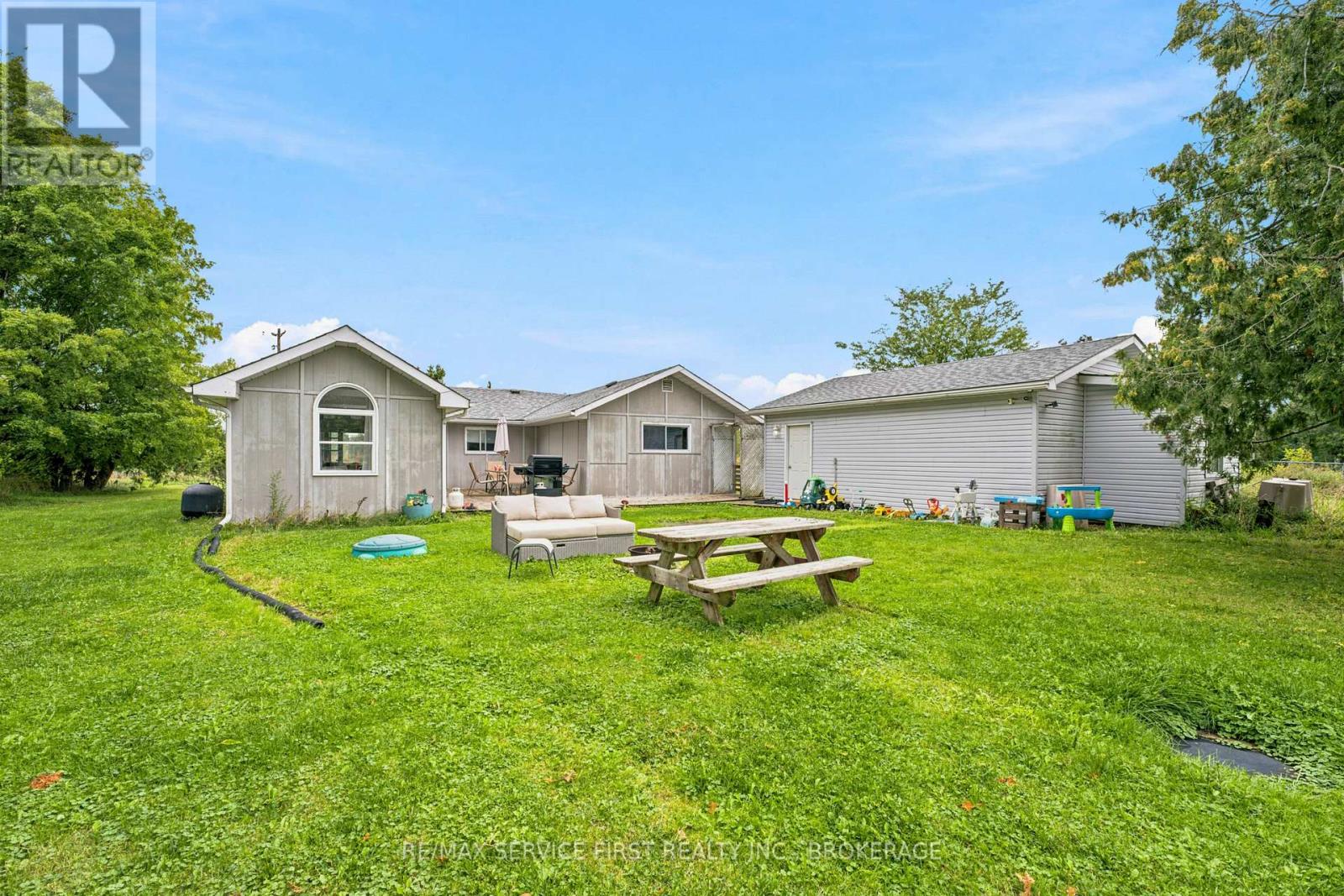 2867 HIGHWAY 2 - Image 35