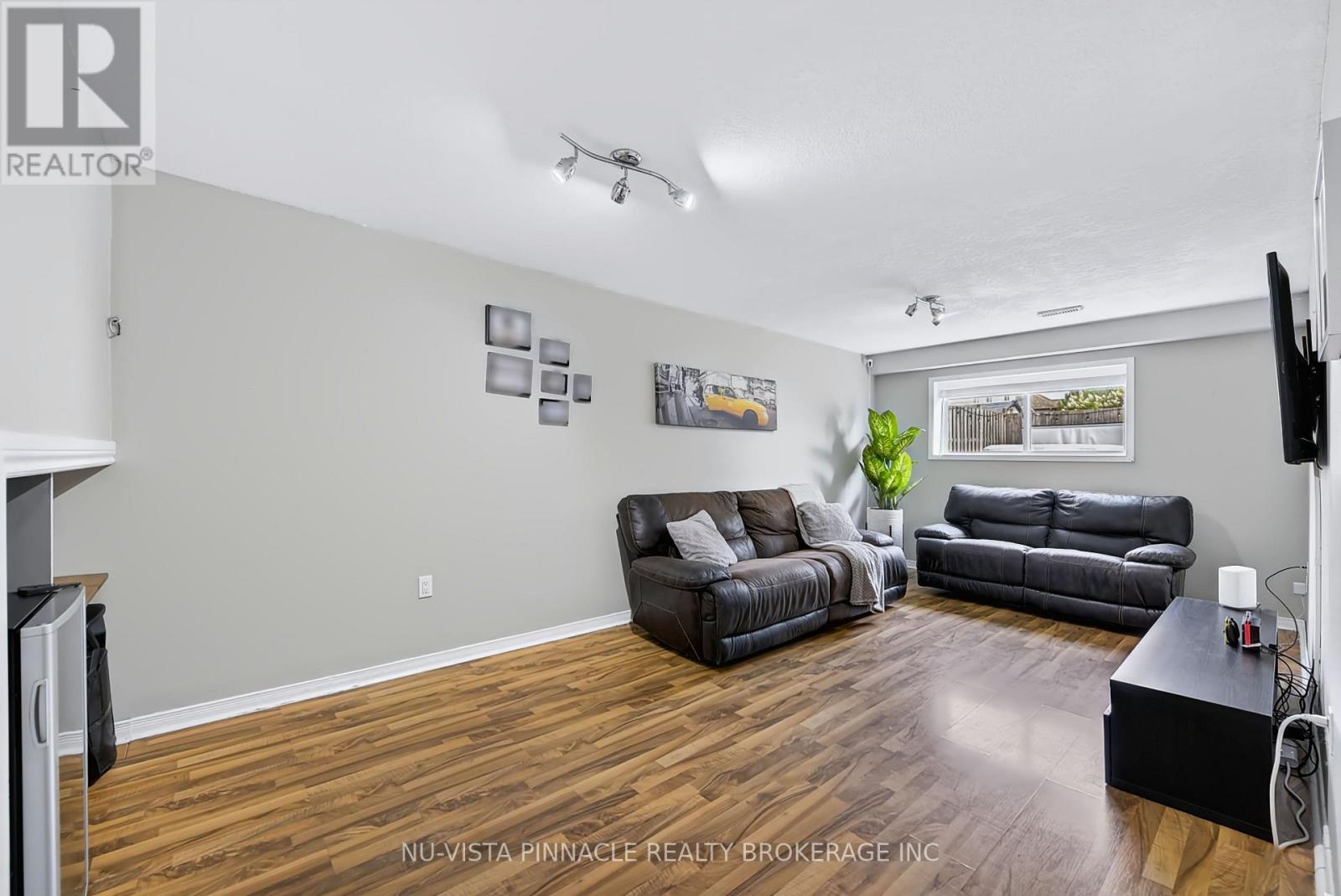 2871 MEADOWGATE BOULEVARD - 28