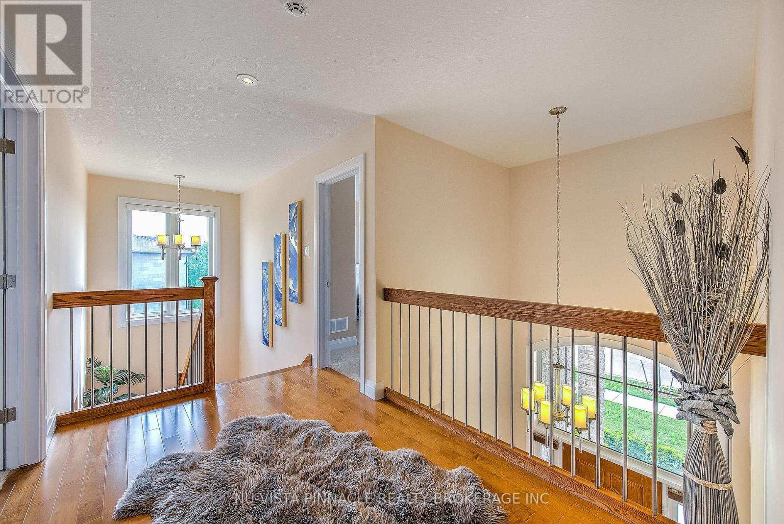 738 HICKORYRIDGE COMMON - Image 25