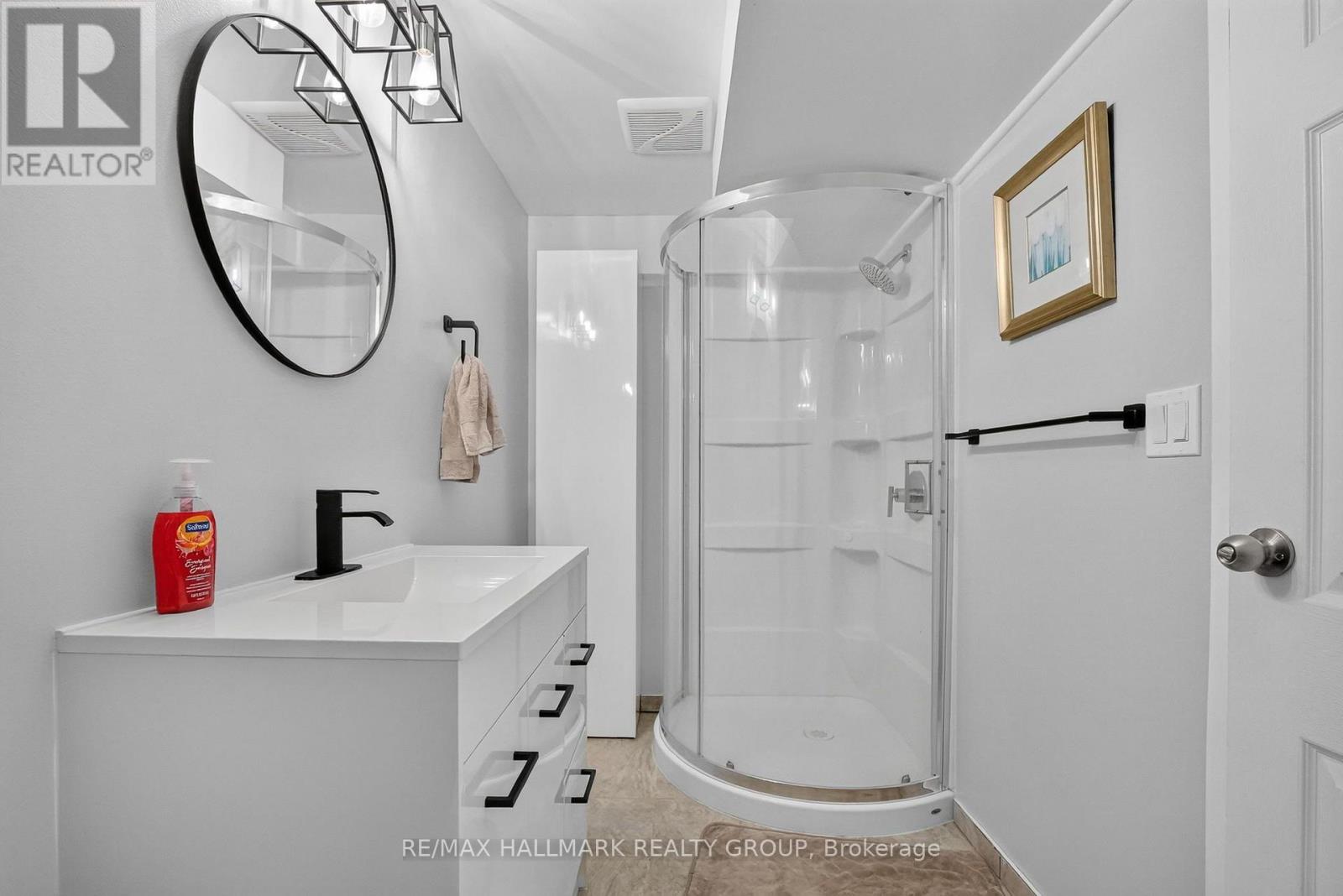 987 NEVILLE STREET - 34