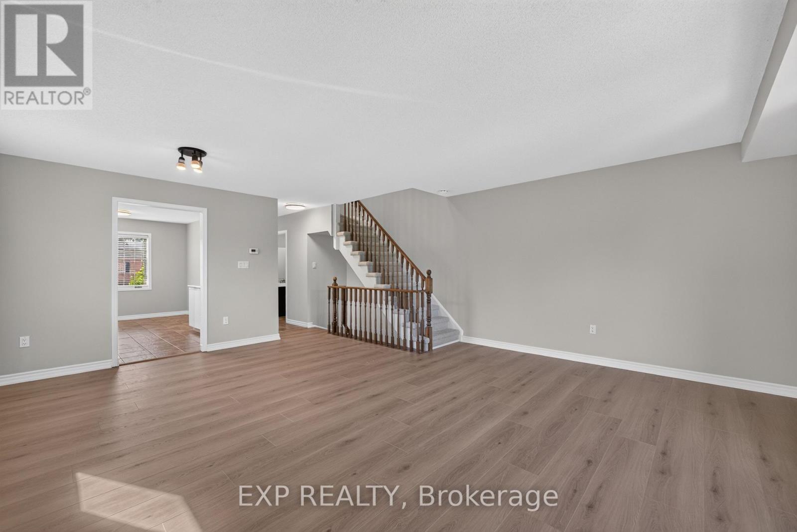 4385 HENRY AVENUE - 13