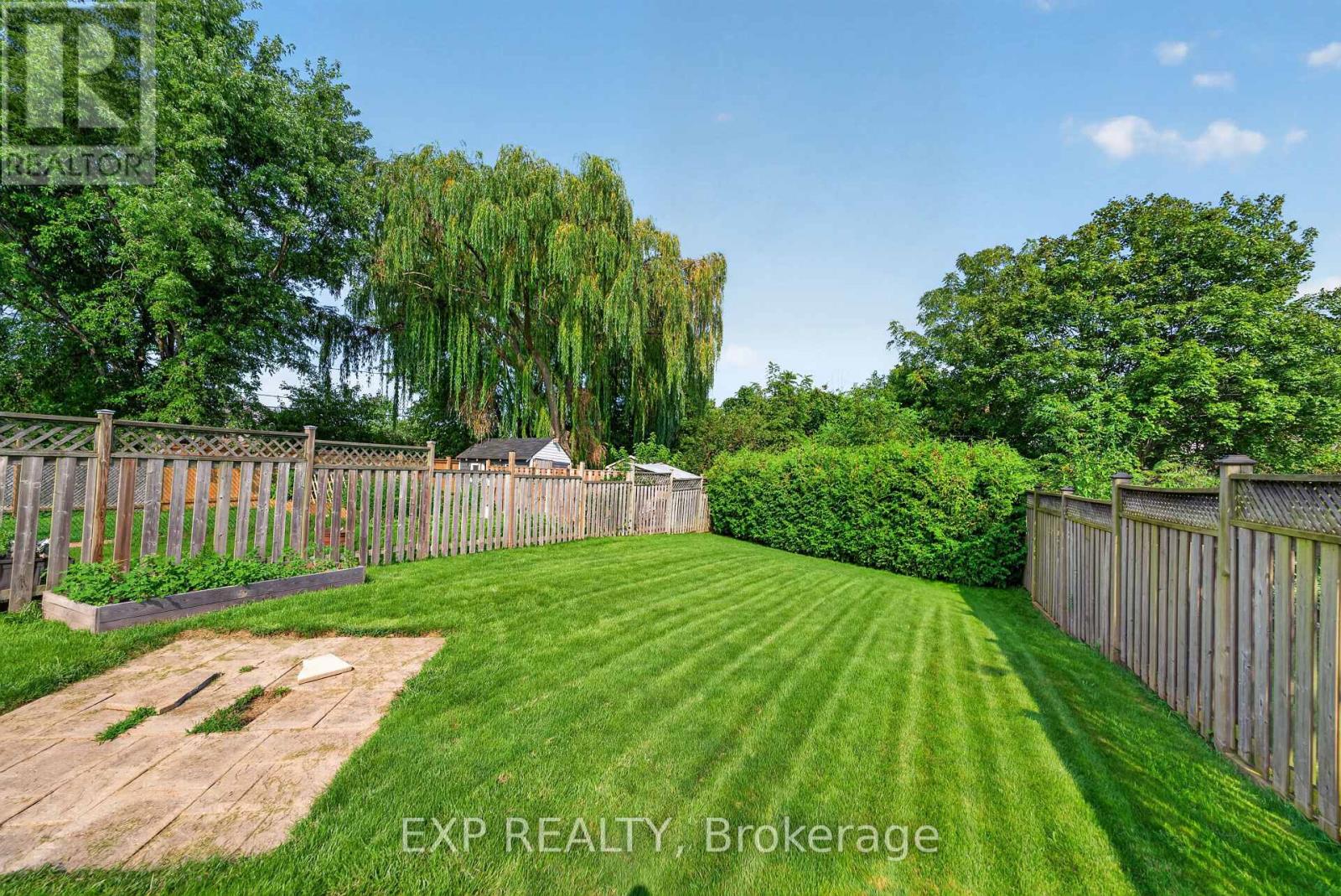4385 HENRY AVENUE - 34