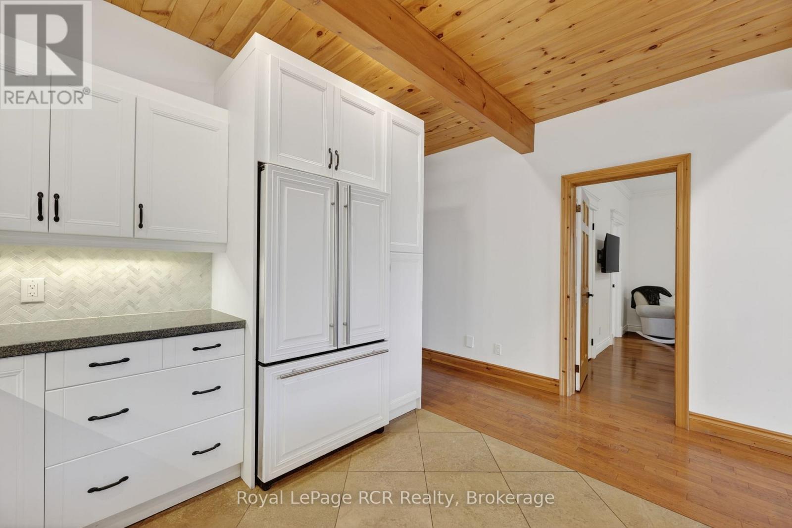 53 BROADVIEW STREET - Image 19