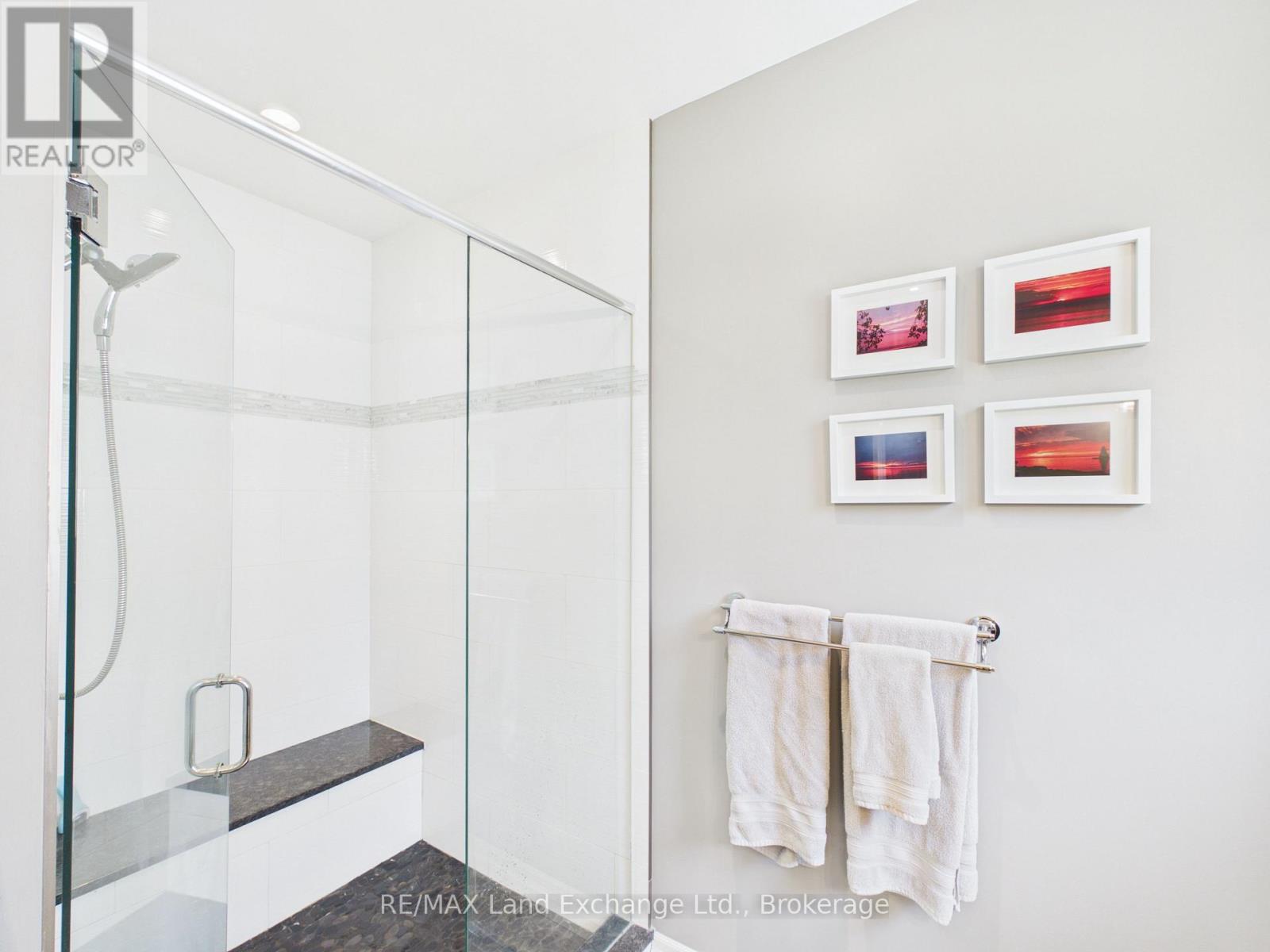 192 BIRCHWOOD AVENUE - Image 29