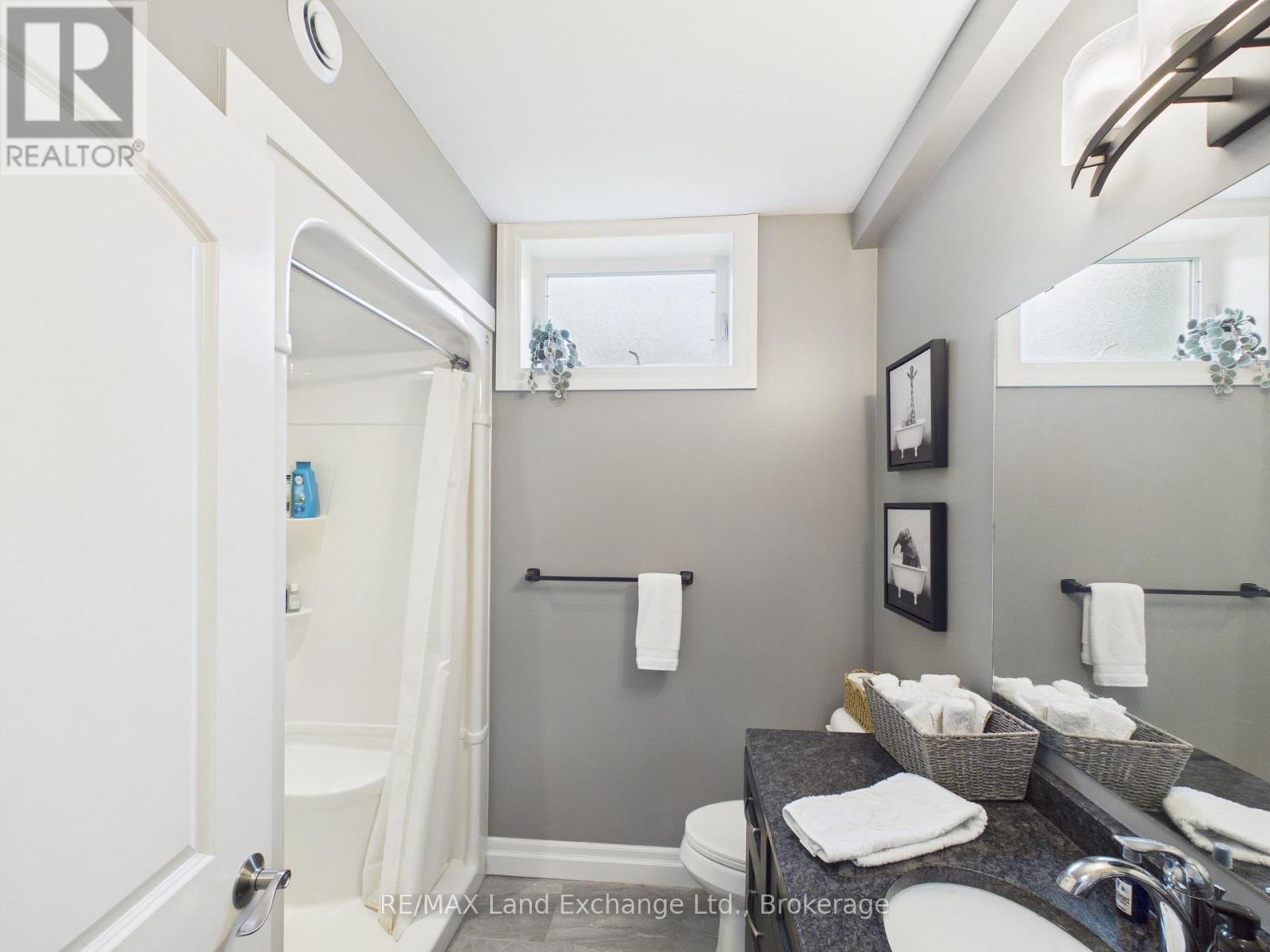 192 BIRCHWOOD AVENUE - Image 34