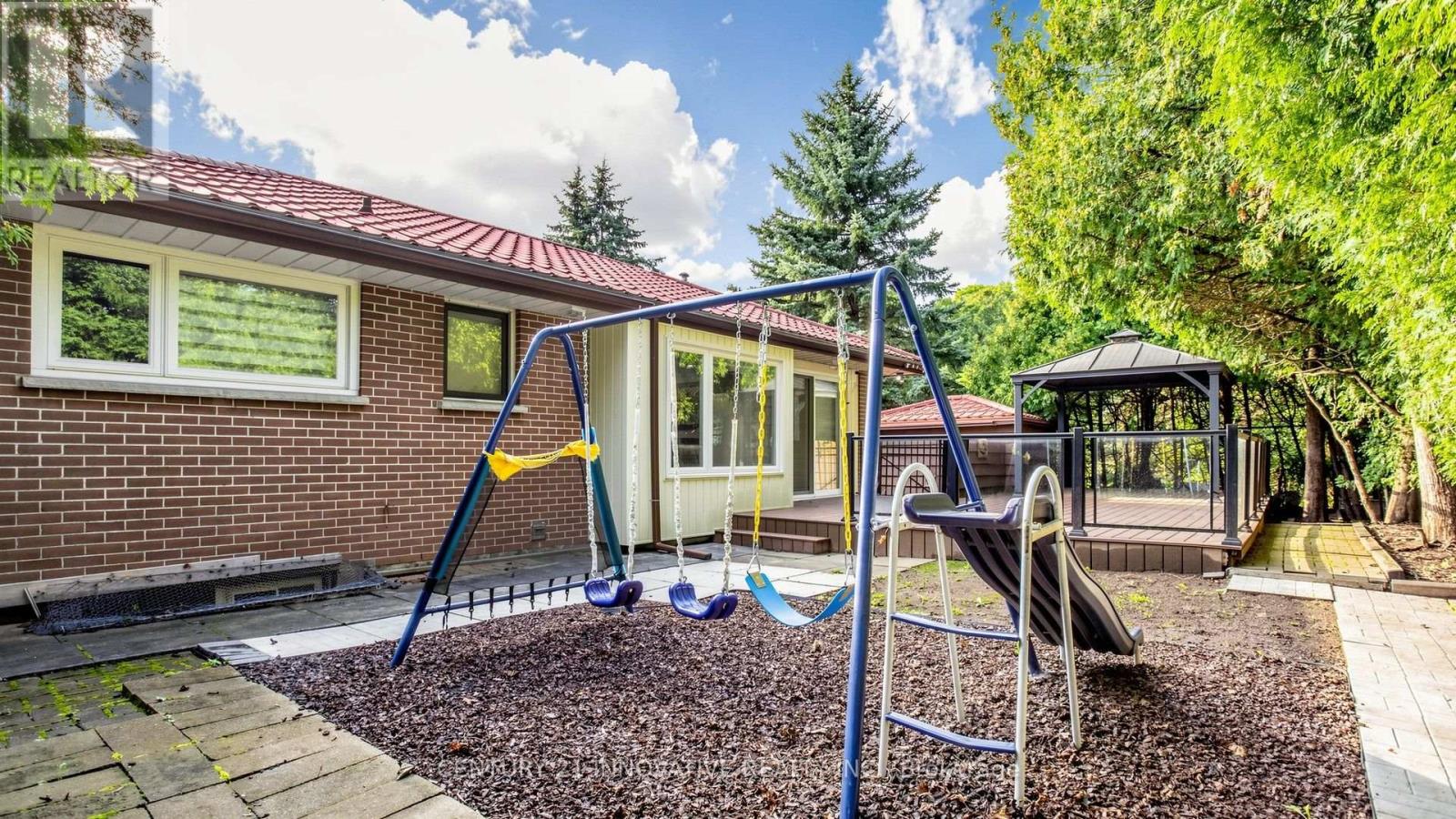 161 HEATHER COURT - 40