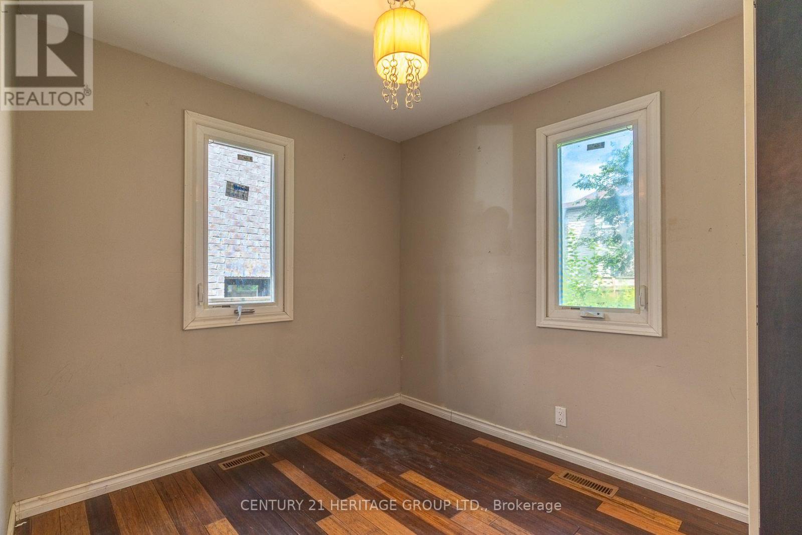 97 ZAPH AVENUE - 10