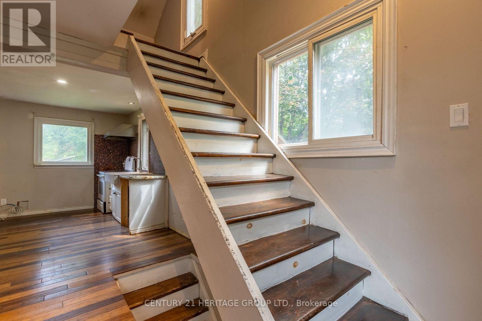 97 ZAPH AVENUE - 14