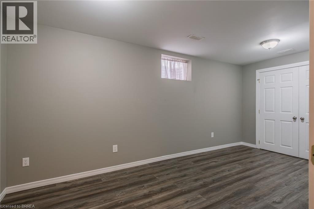 15 LANDON Avenue - 32