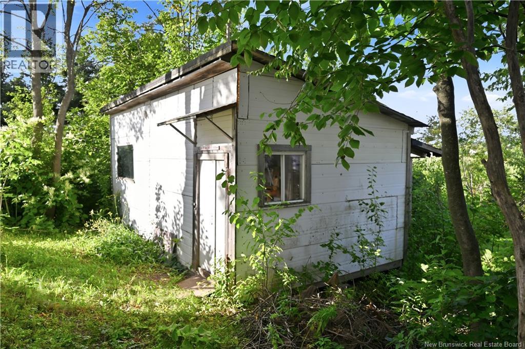 318 Highlandview Road - Image 38