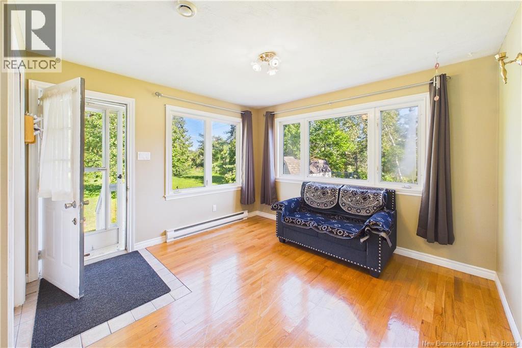 318 Highlandview Road - 9