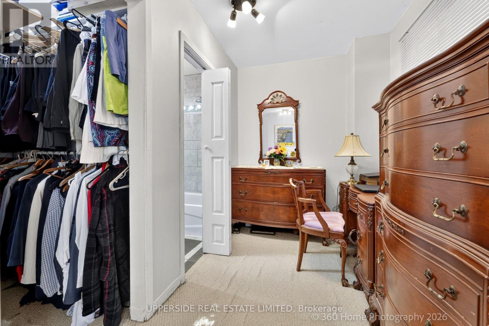 #7 119 HENDERSON AVENUE - 12