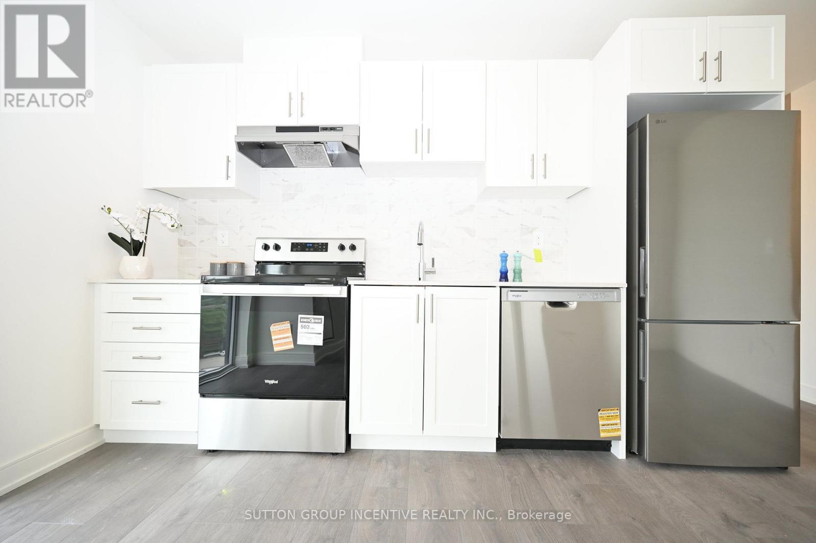 A803 - 705 DAVIS DRIVE, Newmarket (Huron Heights-Leslie Valley) — photo 8
