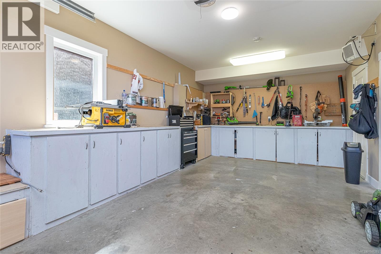 3304 Chemoy Rd - Image 48