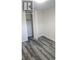 5 - 44 Bartonville Avenue W, Toronto, ON M6M2B5 Photo 11
