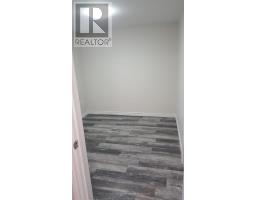 5 - 44 Bartonville Avenue W, Toronto, ON M6M2B5 Photo 7