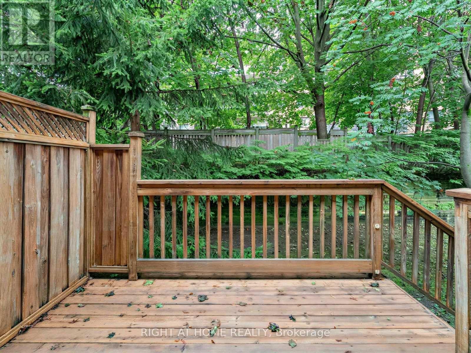 25 TAMARACK CIRCLE - 29