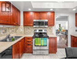 Laundry room - 25 Tamarack Circle, Toronto, ON M9P3T9 Photo 9