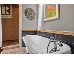 25 Bell Hill Road, Long Point, NB E5N7W5 Photo 18