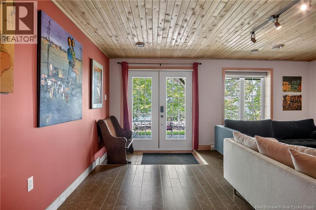 25 Bell Hill Road - Image 23