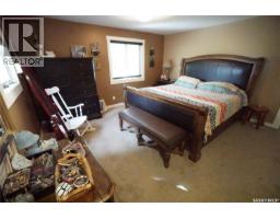406 2nd Avenue W, Riverhurst, SK S0H3P0 Photo 21
