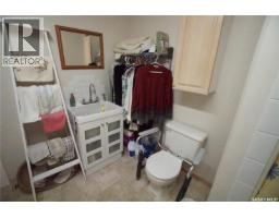 406 2nd Avenue W, Riverhurst, SK S0H3P0 Photo 42