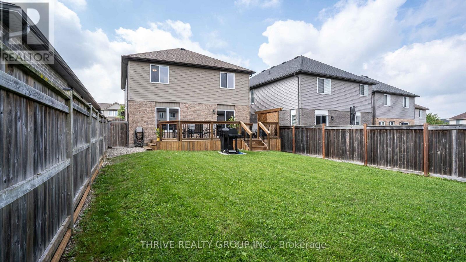 2695 FOXBEND LINK - Image 25
