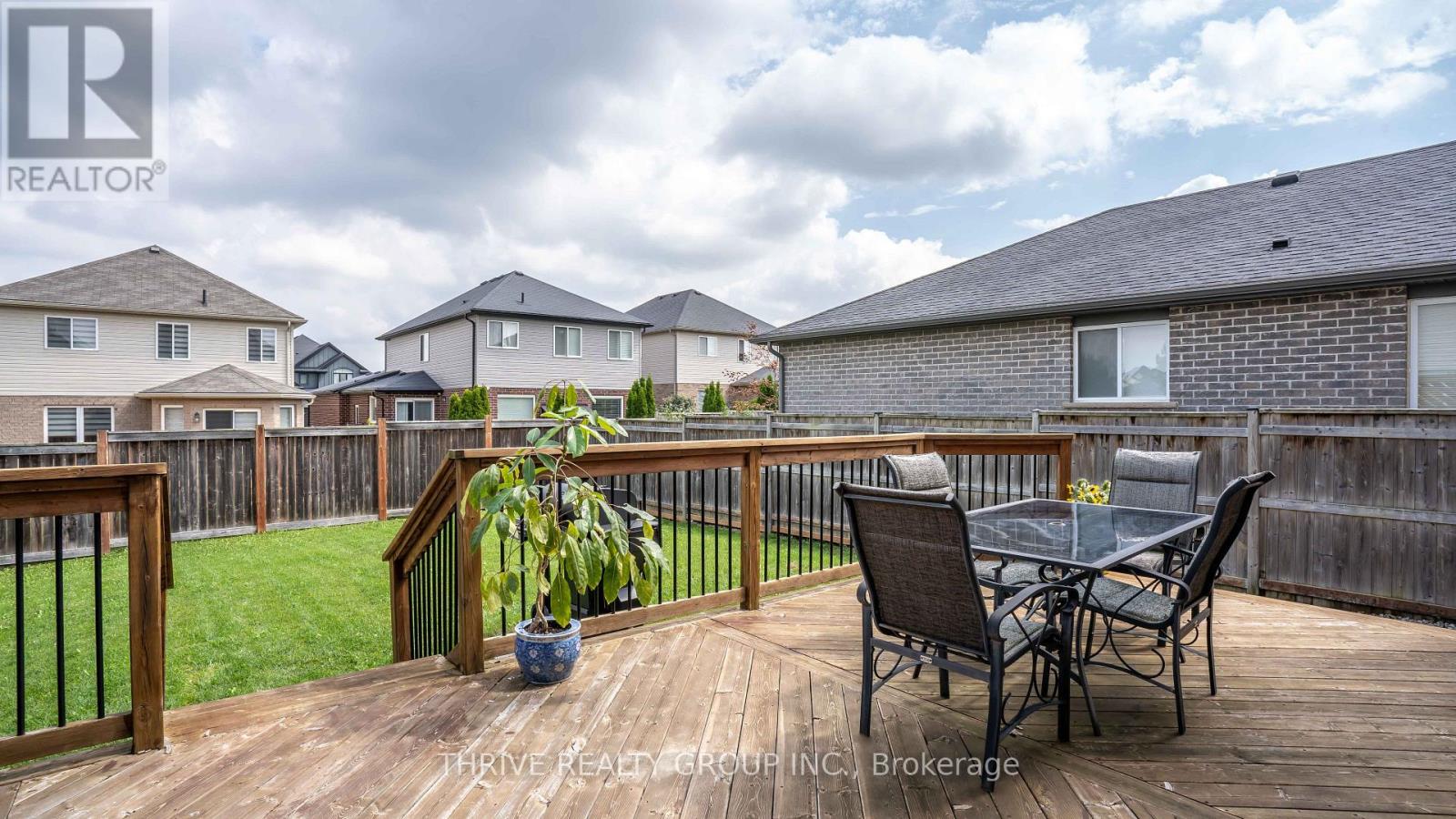 2695 FOXBEND LINK - Image 26