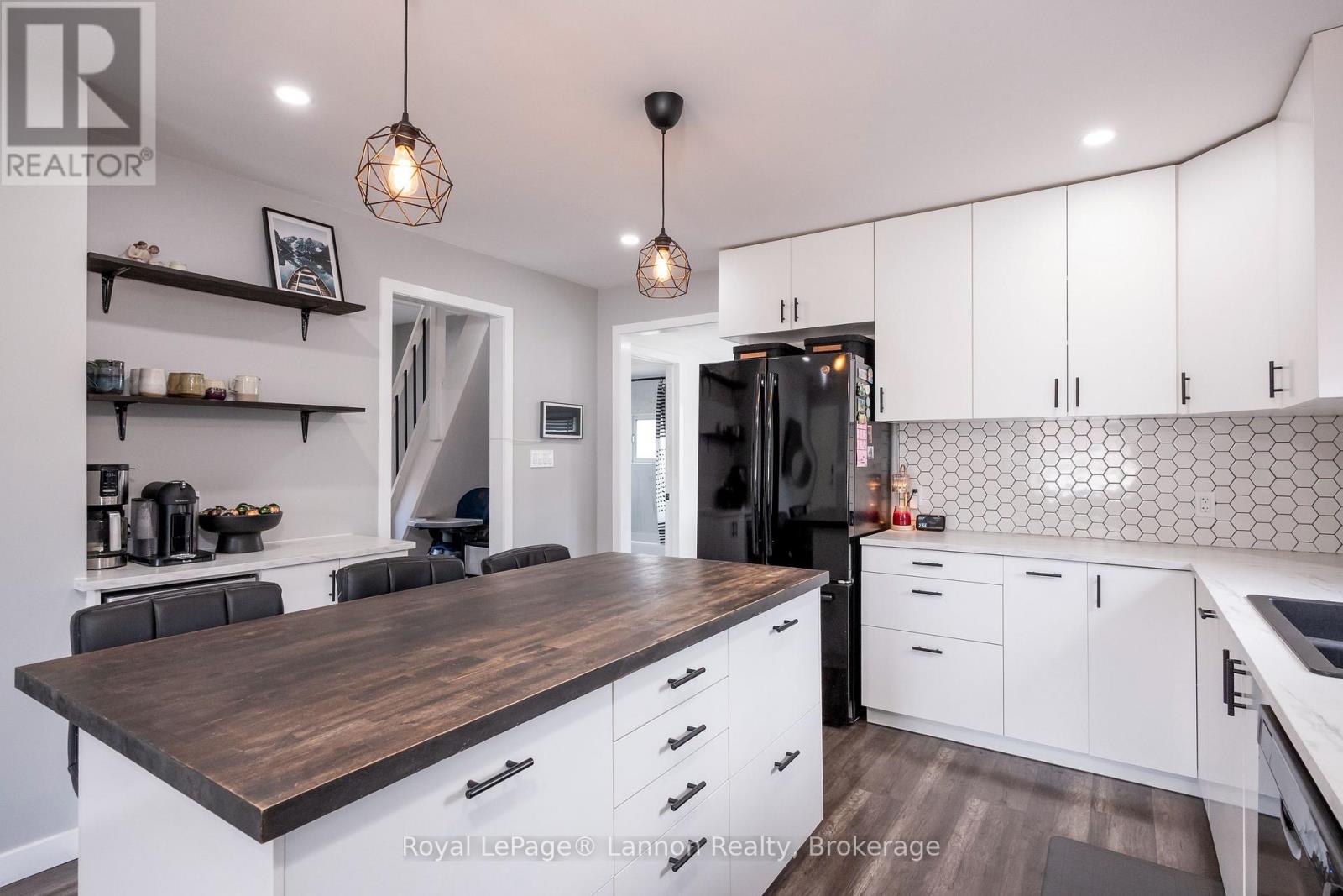 825 NEWPORT AVENUE - 6