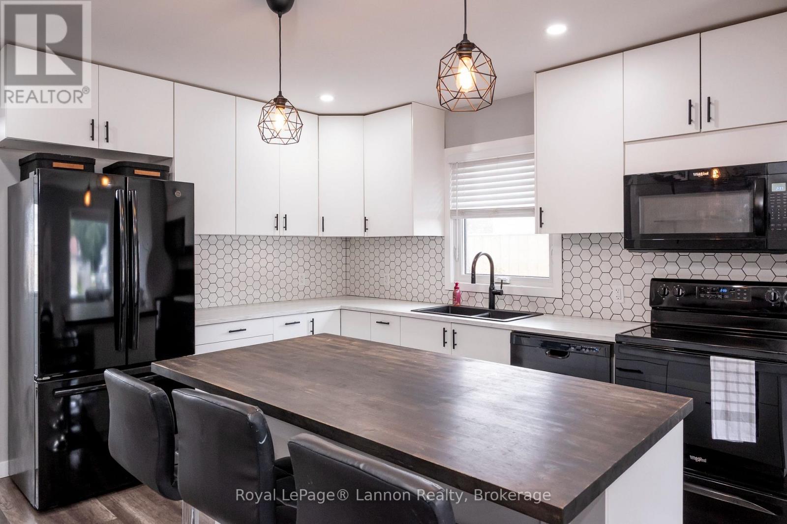 825 NEWPORT AVENUE - Image 7