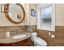 Bedroom 5 - 32 Green Lanes, Toronto, ON M8Z4V6 Photo 13
