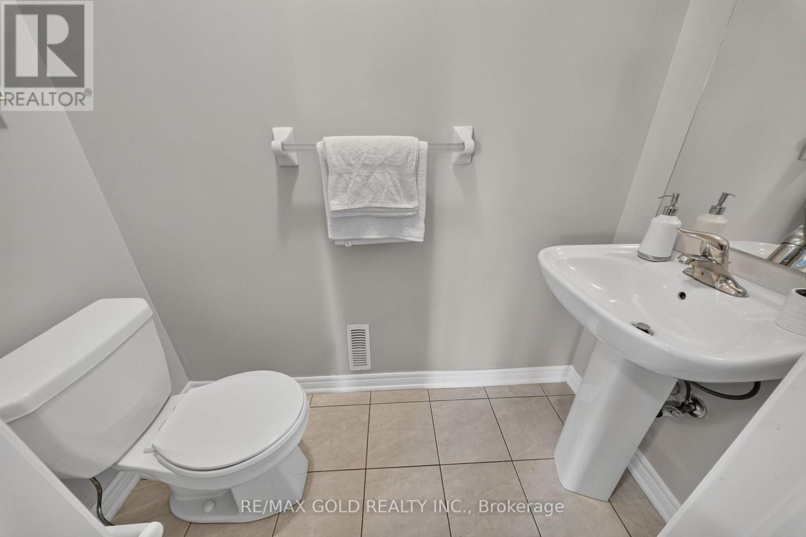 43 KILKARRIN ROAD W - 14