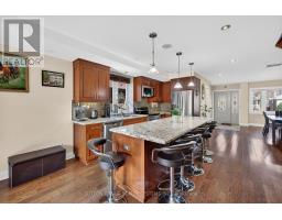 Primary Bedroom - 32 Green Lanes, Toronto, ON M8Z4V6 Photo 9