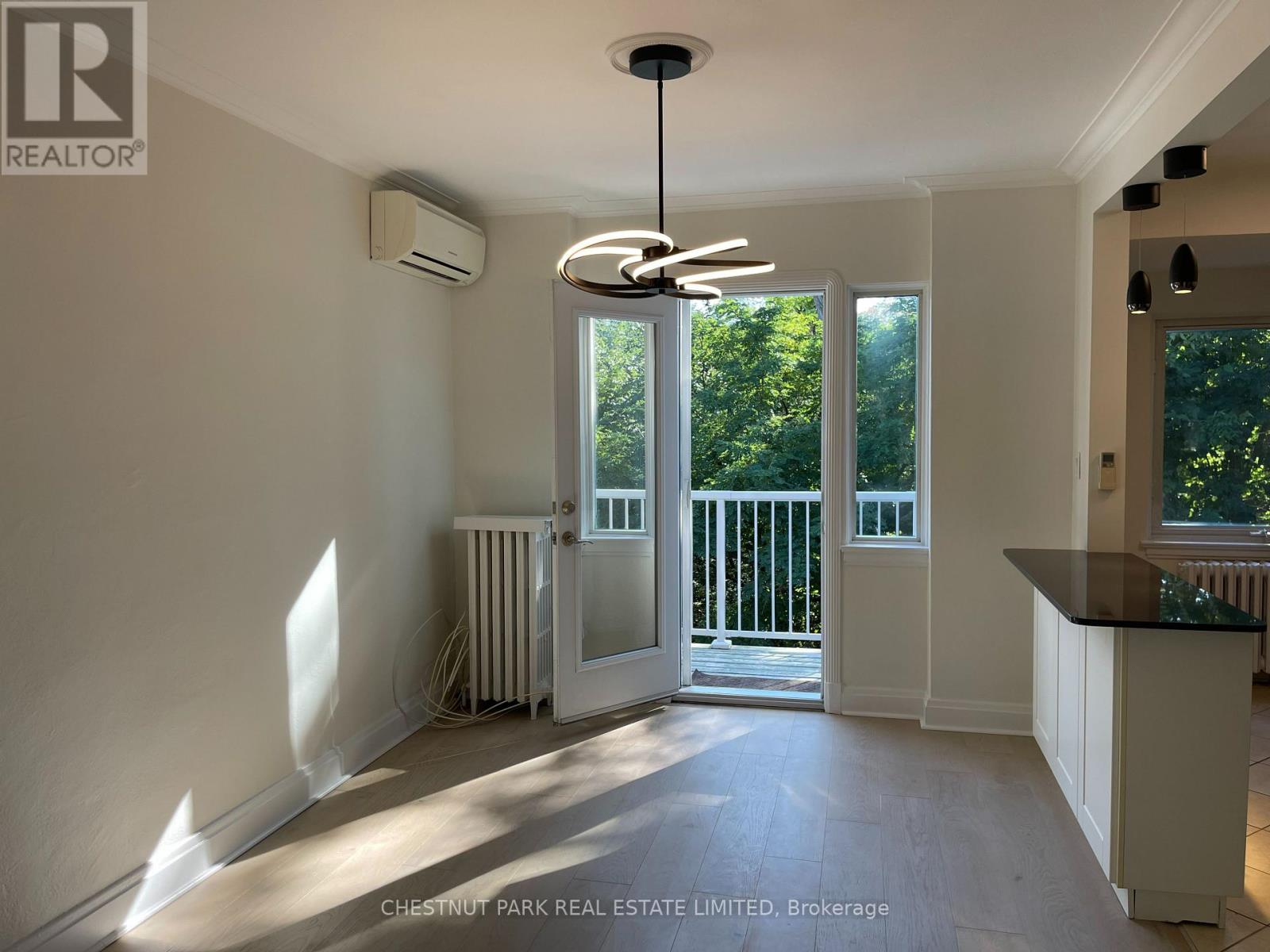 #Upper 101 Chatsworth Drive, Toronto (Lawrence Park South), Ontario, M4R1R8, Toronto (Lawrence Park South), Ontario — photo 5 of 5