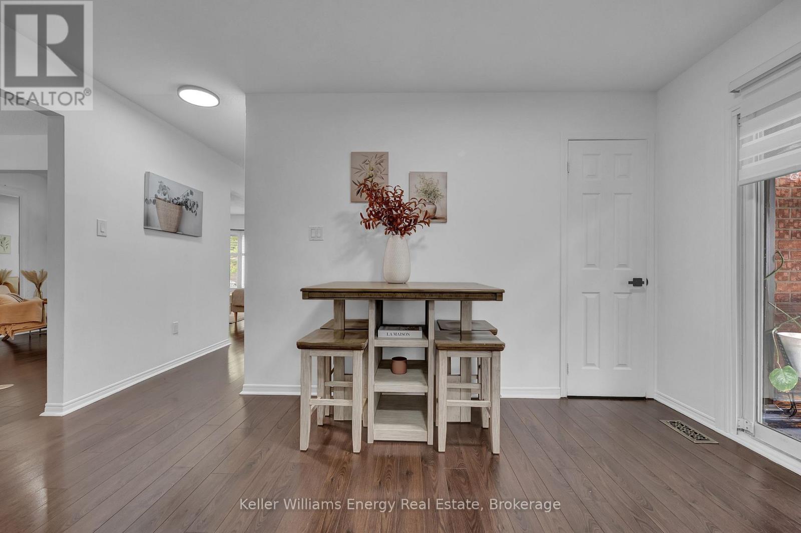 831 LAVIS STREET - Image 19