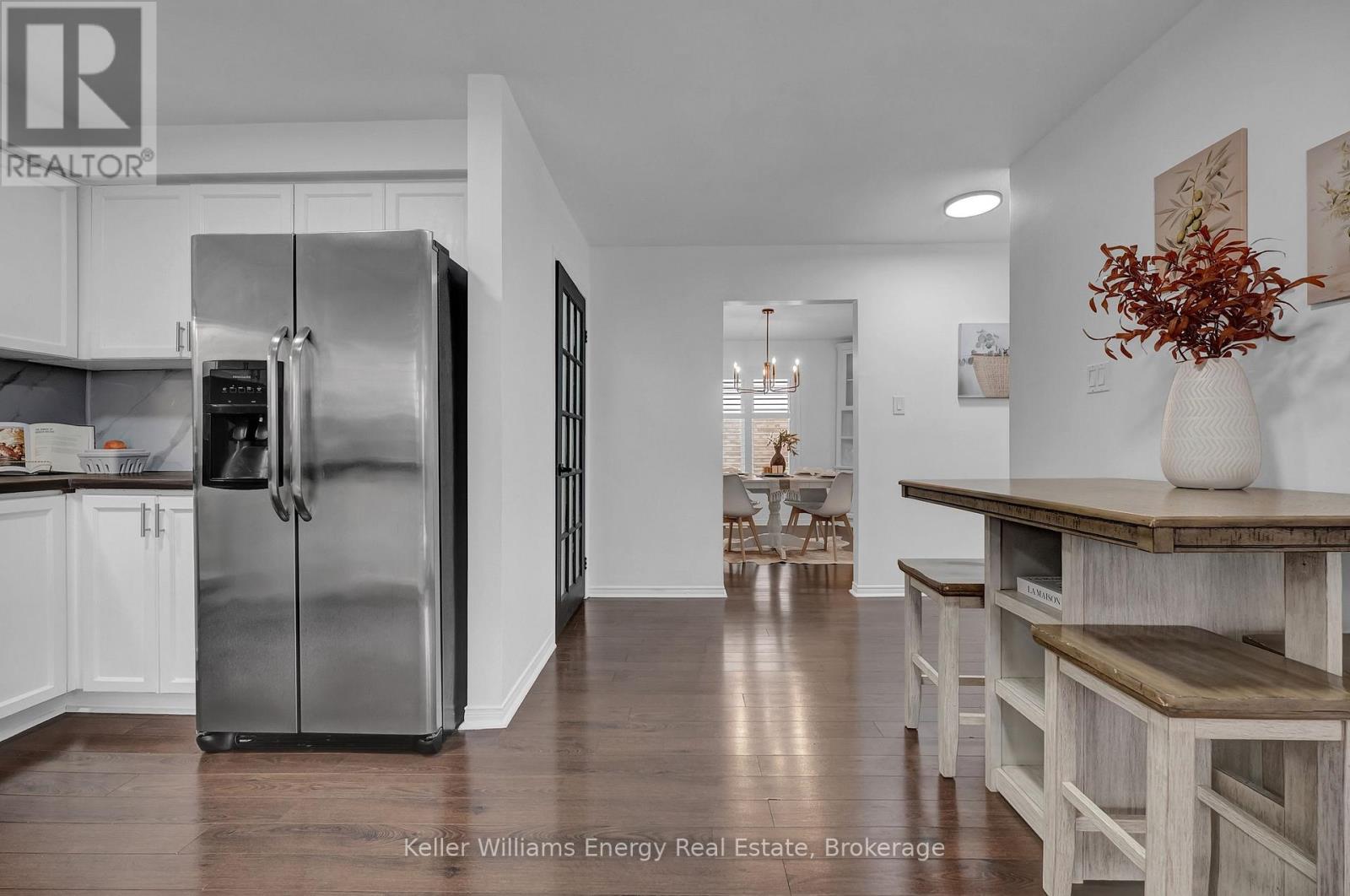 831 LAVIS STREET - Image 21