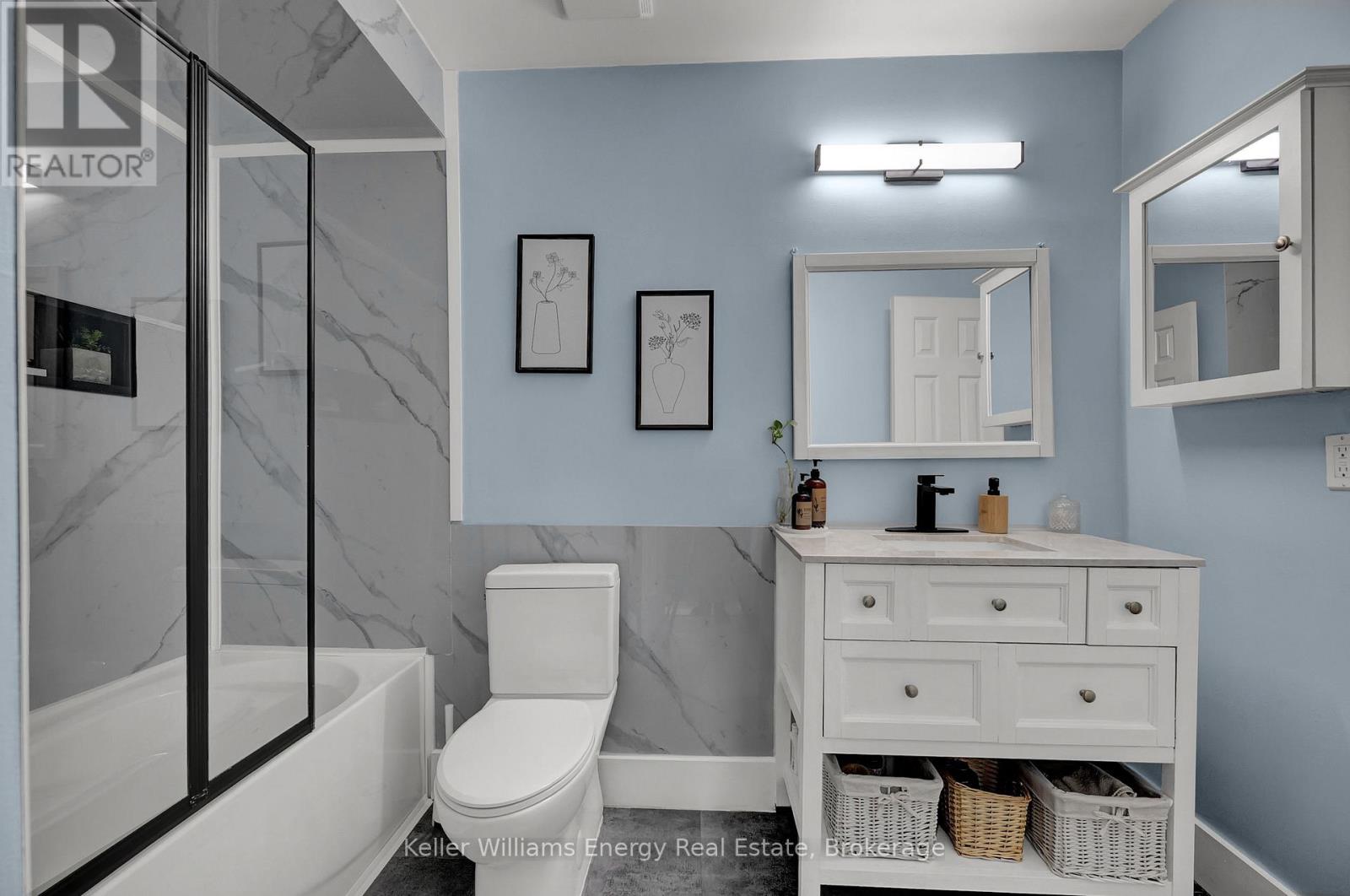 831 LAVIS STREET - Image 25