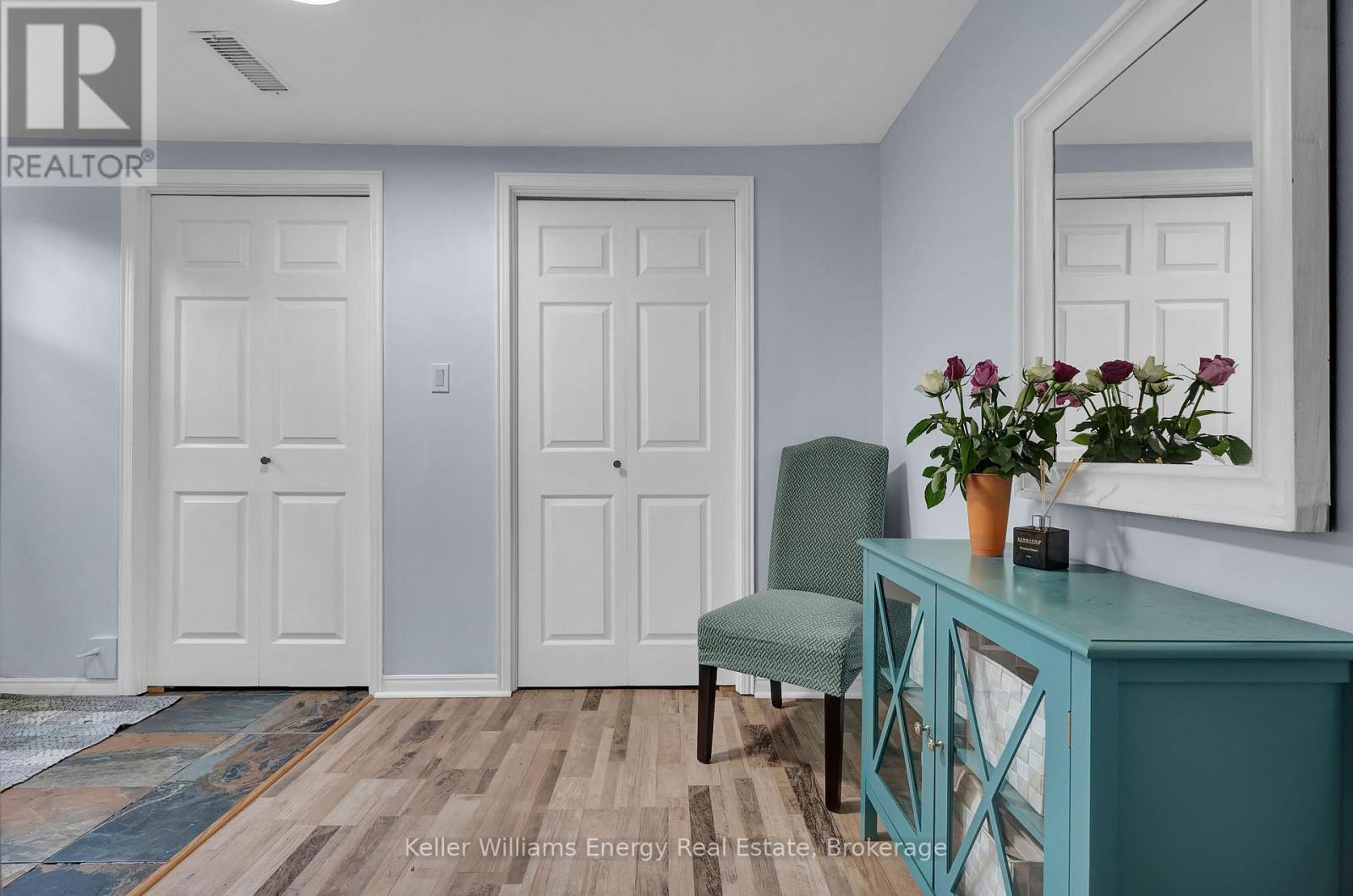 831 LAVIS STREET - Image 35