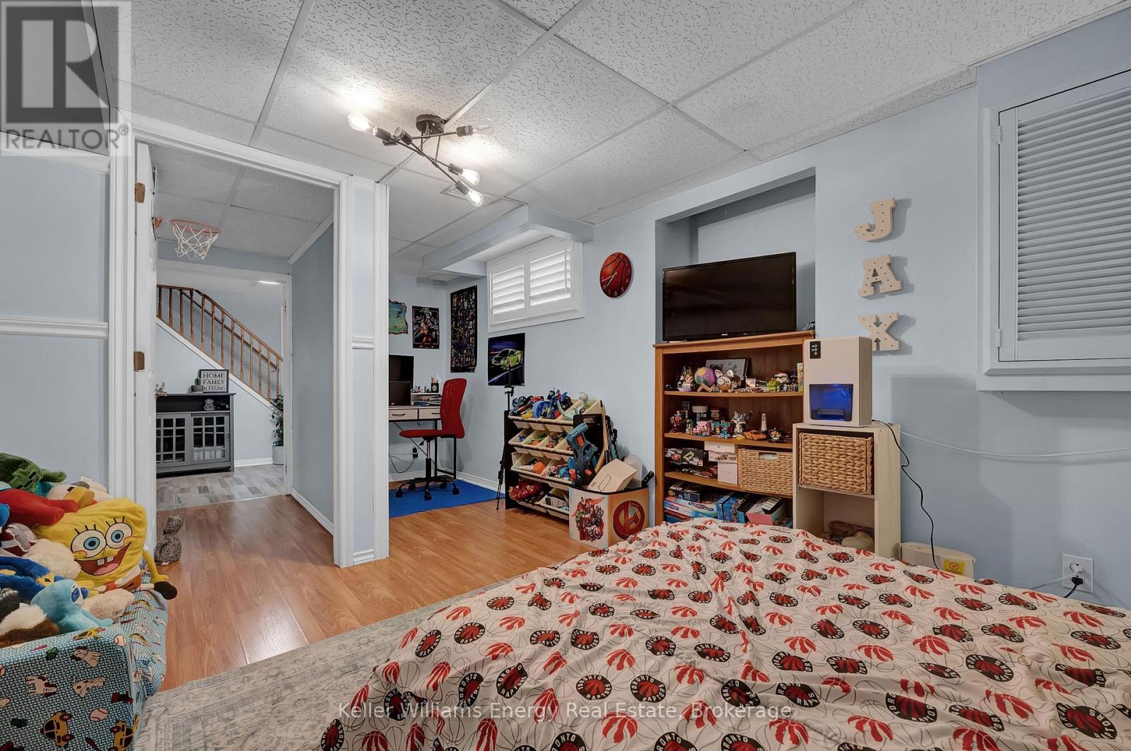 831 LAVIS STREET - Image 43