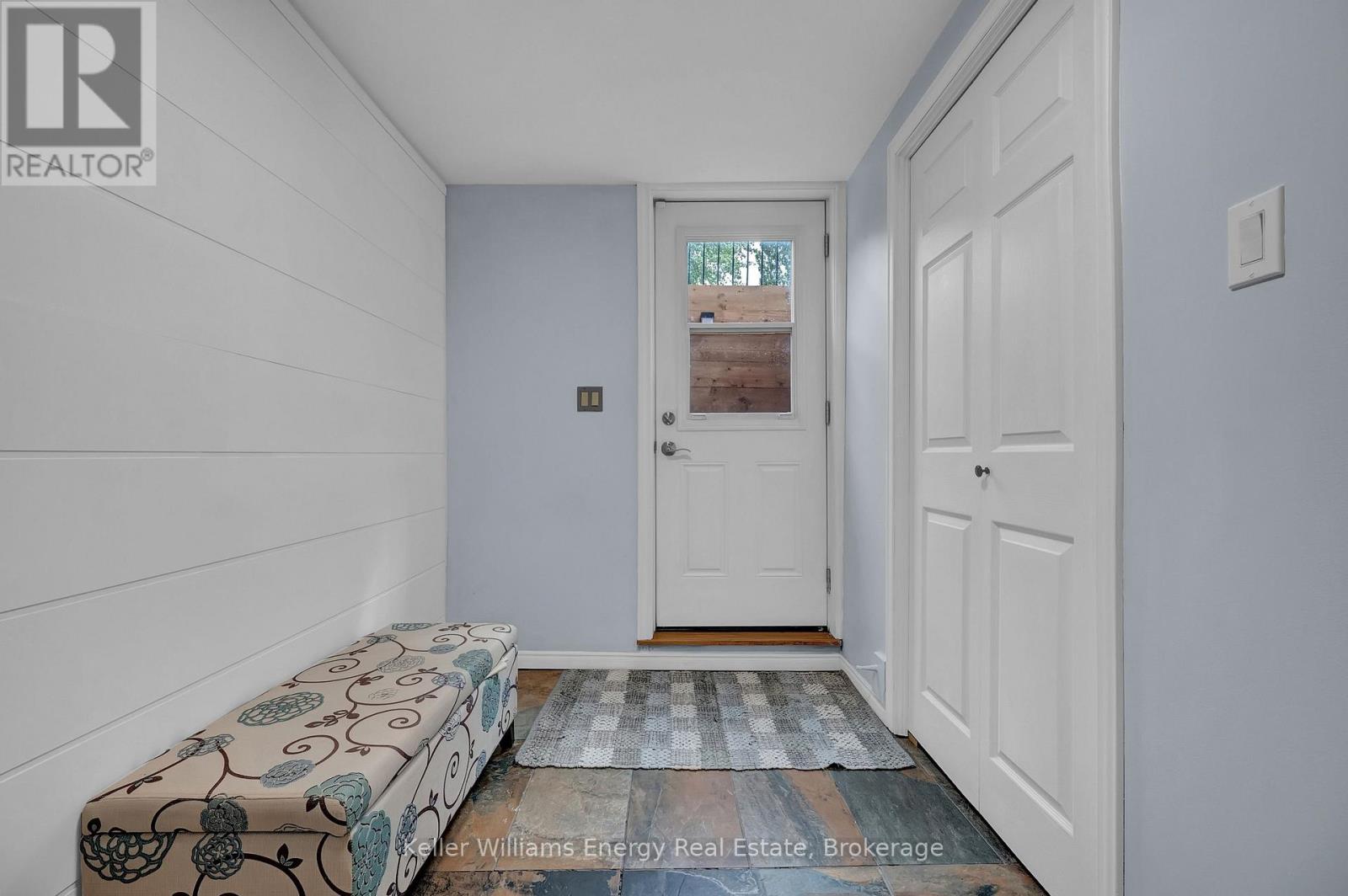 831 LAVIS STREET - Image 44
