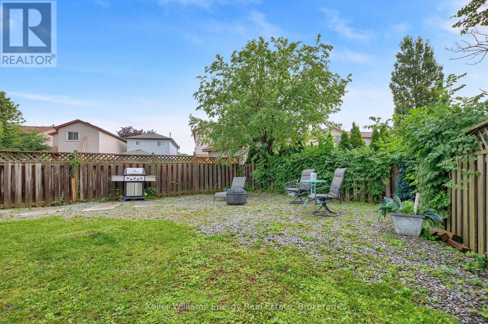 831 LAVIS STREET - Image 47