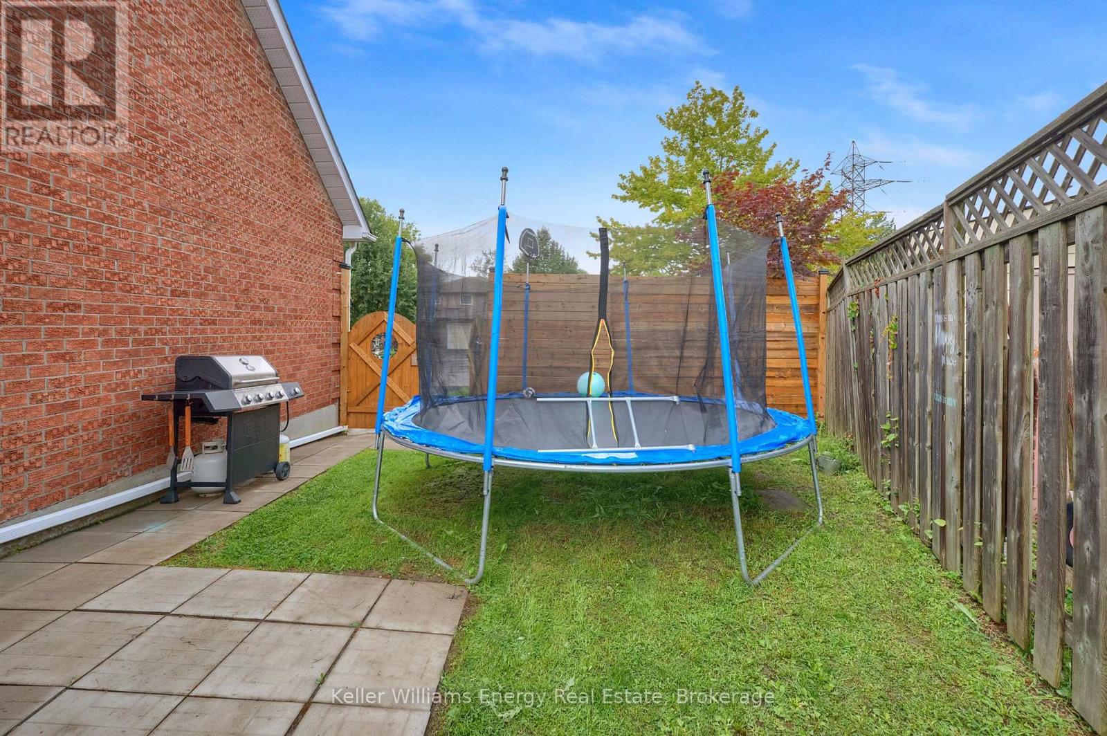 831 LAVIS STREET - 50