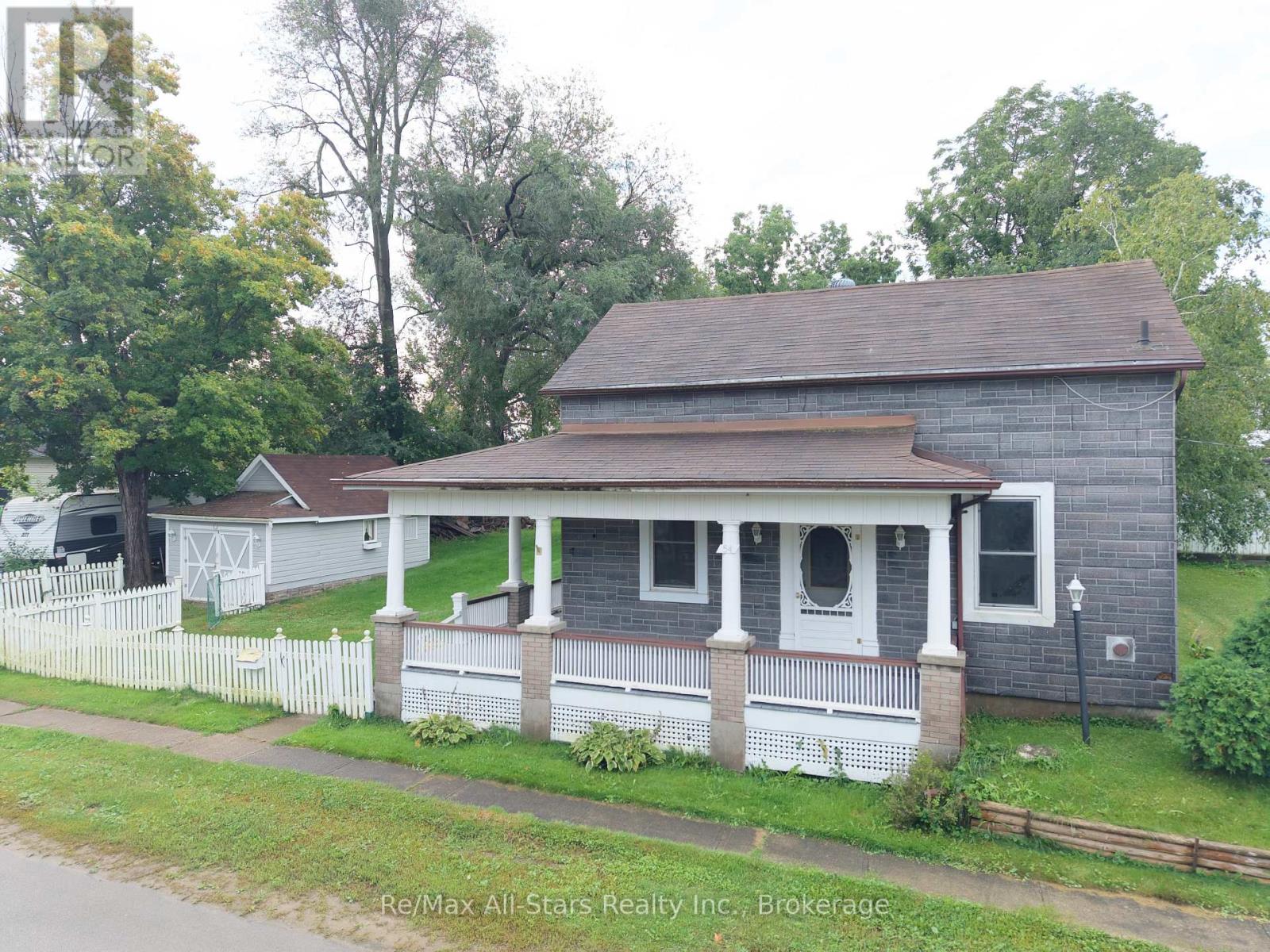 54 MUNRO STREET - 1