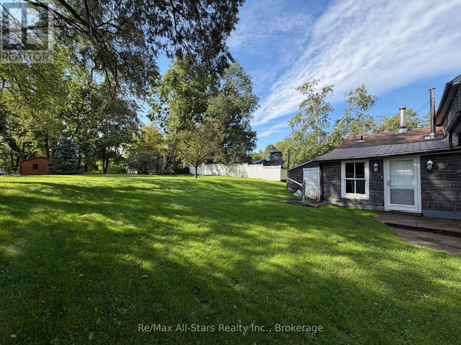 54 MUNRO STREET - 16