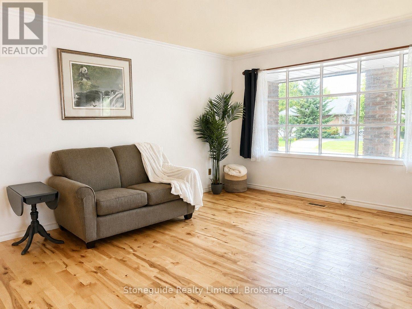 1139 DANITA BOULEVARD - 2