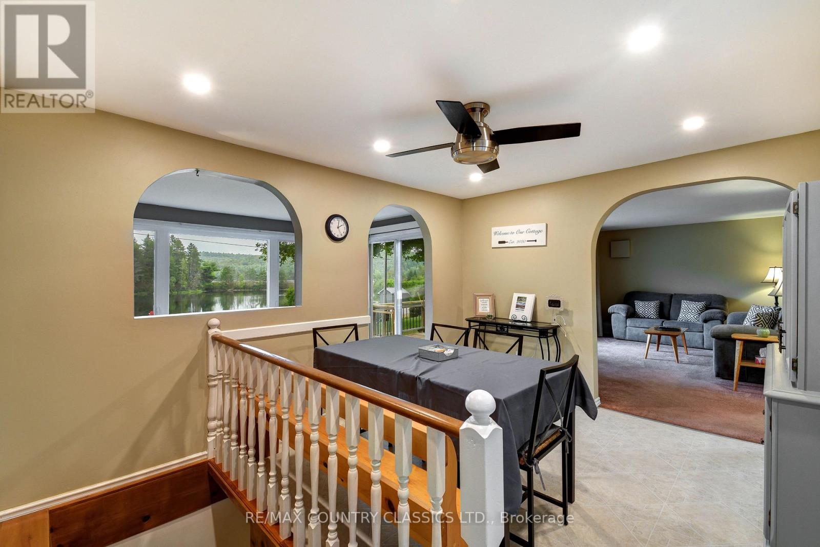 1055 BURLEIGH ROAD - 10