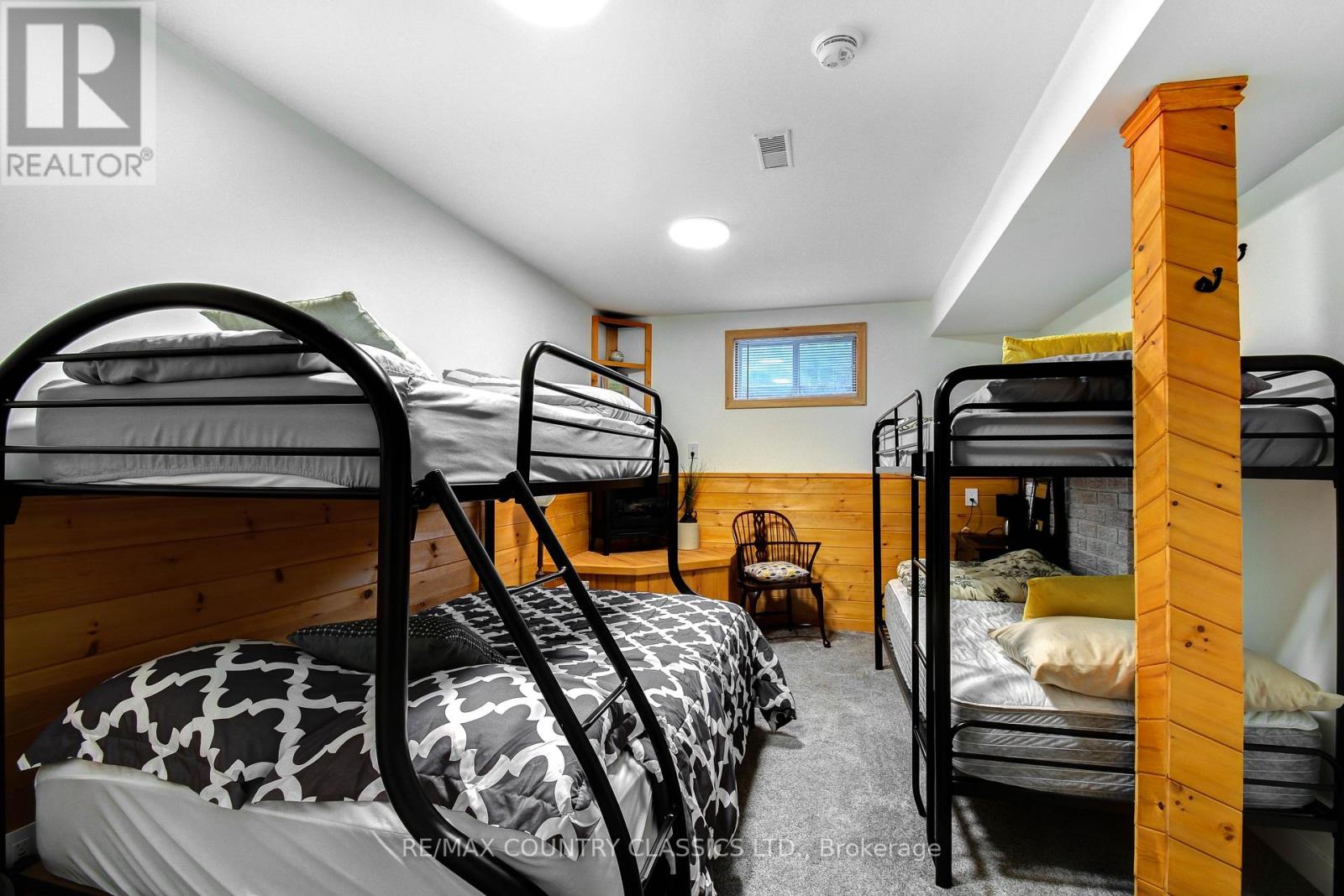1055 BURLEIGH ROAD - Image 21