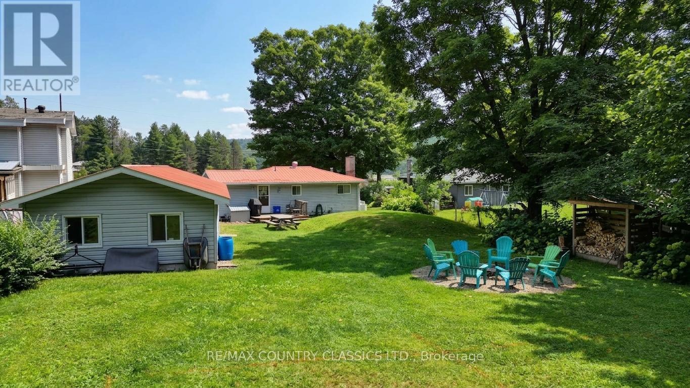 1055 BURLEIGH ROAD - 30